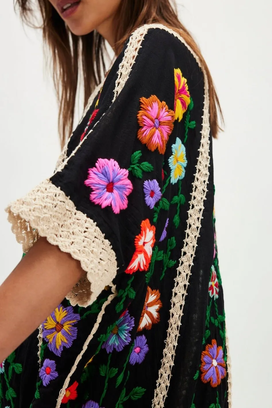 BELLA FLOR EMBROIDERED CAFTAN X FREE PEOPLE
