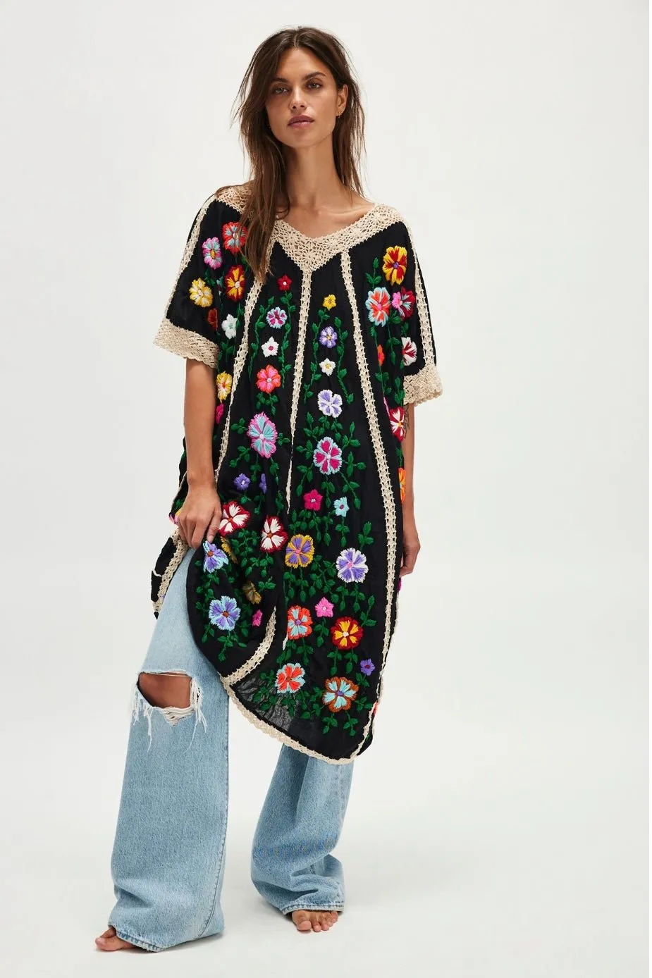 BELLA FLOR EMBROIDERED CAFTAN X FREE PEOPLE