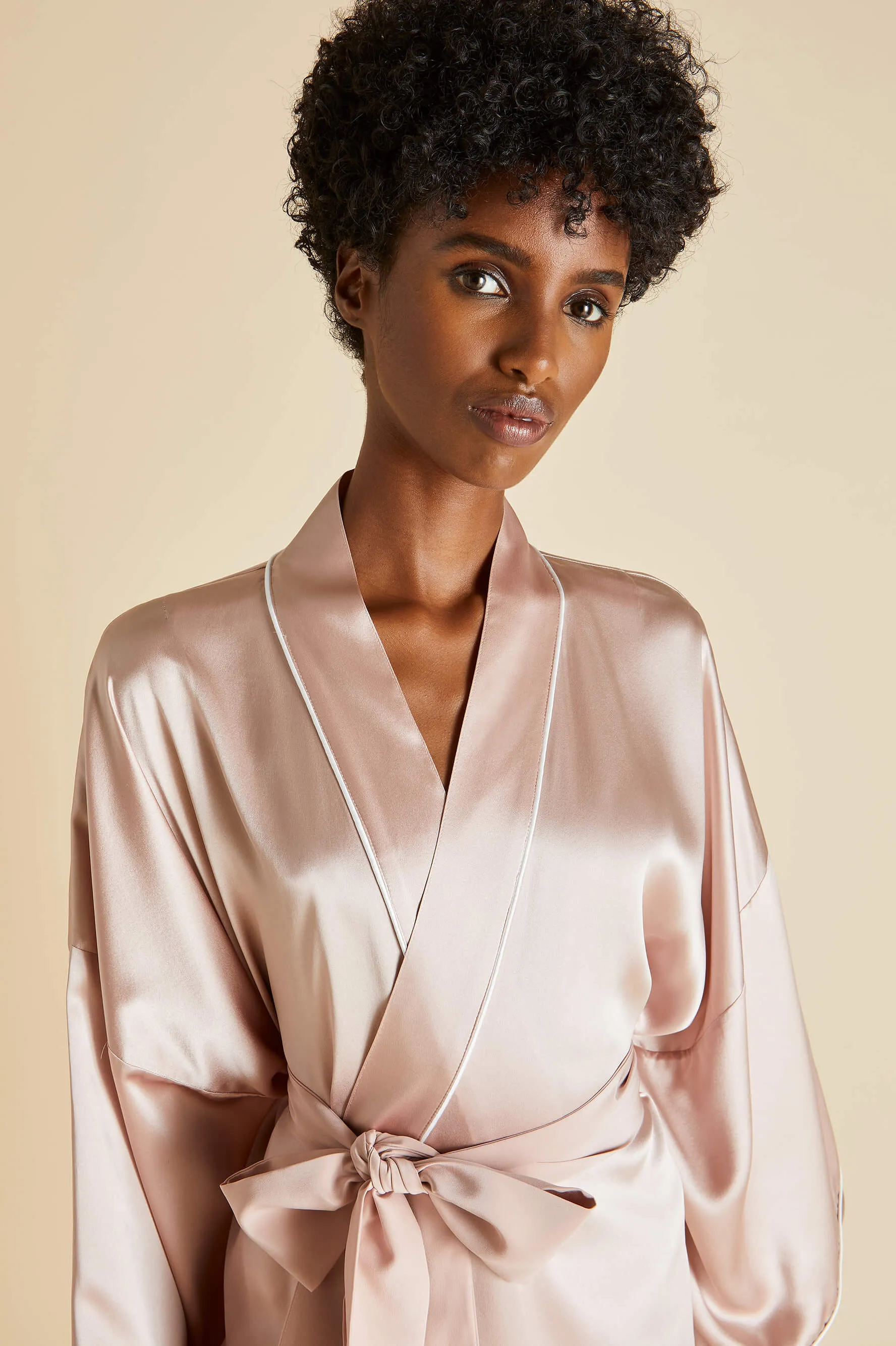 Mimi Oyster Ivory Robe in Silk Satin