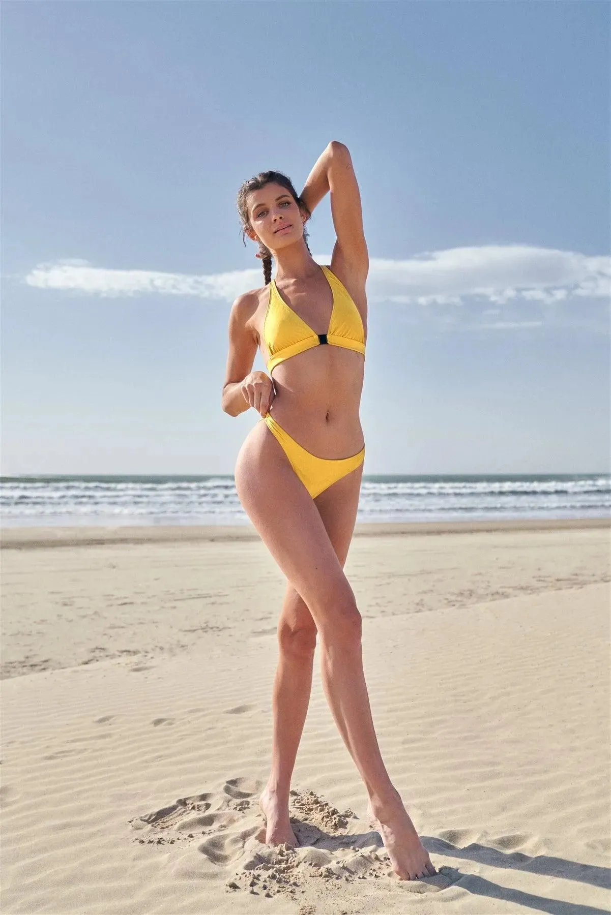 Mustard Racer Back V-Neck Triangle Clasp Front Closure Two-Piece Bikini Set /2-2-1-1
