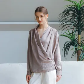 Pakaian Wanita Silvertote Apparel Hera Kimono Top
